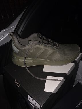 adidas Men’s Olive Green Athletic Running Shoe